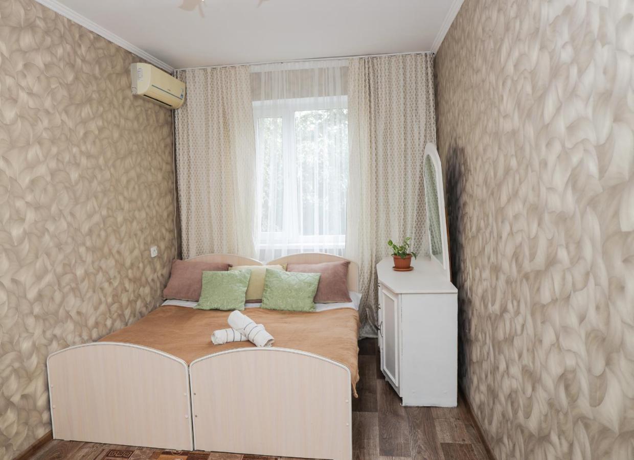 Reliablehouse 2-Х Комнатная Квартира В Центре Apartman Almati Kültér fotó