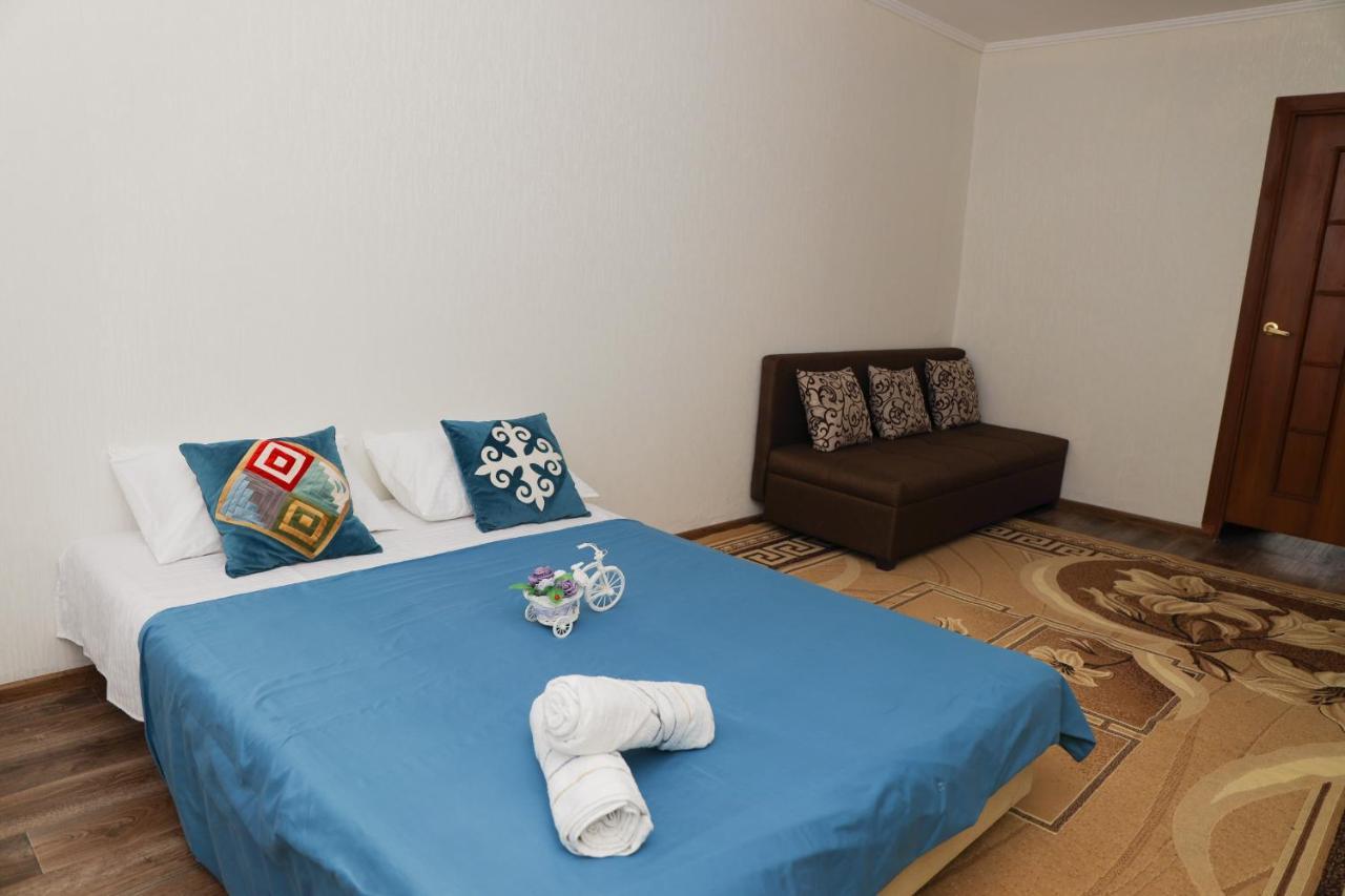 Reliablehouse 2-Х Комнатная Квартира В Центре Apartman Almati Kültér fotó