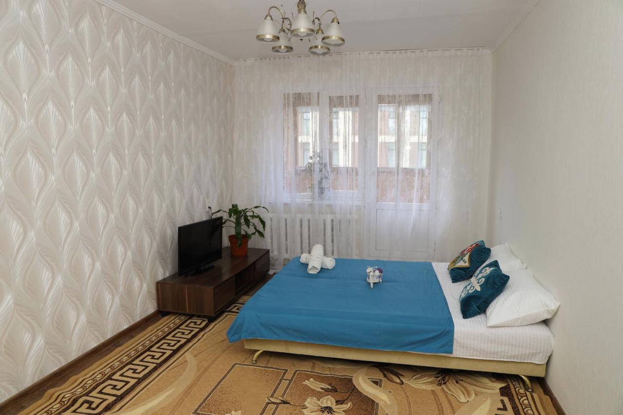Reliablehouse 2-Х Комнатная Квартира В Центре Apartman Almati Kültér fotó